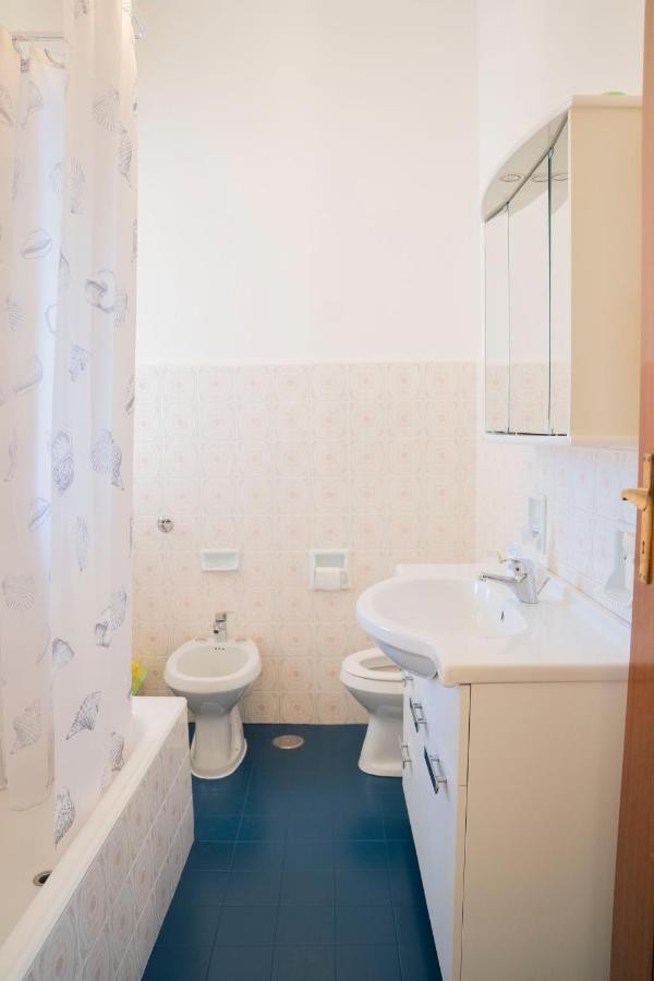 093 - Casa Panorama, Vista Mare E Vista Portofino, 500 Metri Centro Di Chiavari, Posto Auto Gratis Incluso Lägenhet Exteriör bild